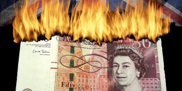 burning a fifty pound note