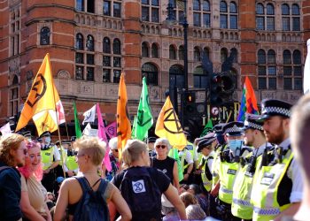 Extinction-Rebellion-climate-protesters-in-Parliament-Square