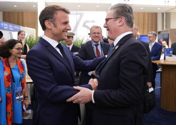 President Macron and Prime Minister Starmer meet at the NATO Summit