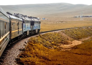 Train journey to the border. Image by Jeremy Zhu from Pixabay