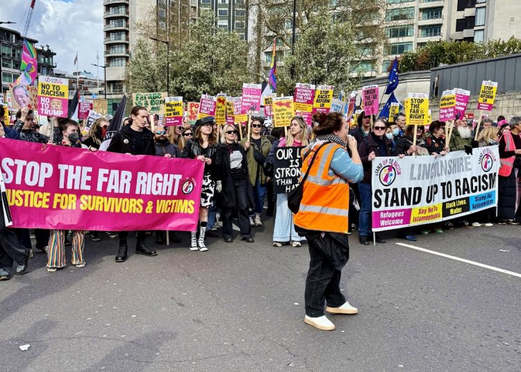 Stop The Far Right